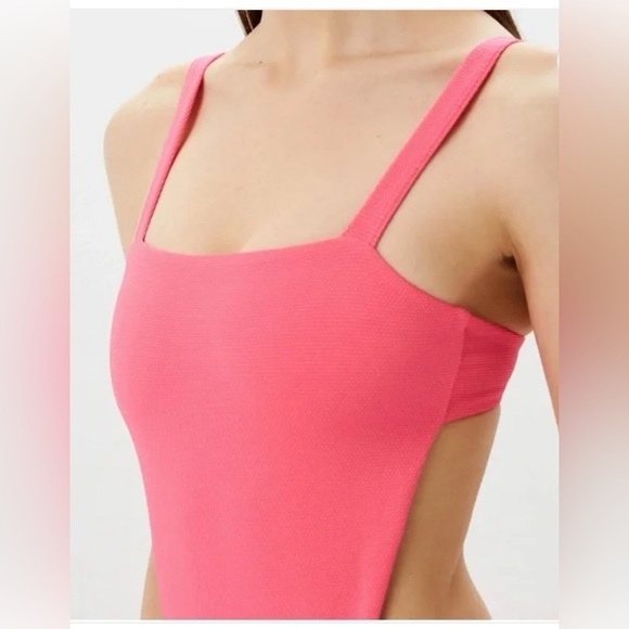 Maaji Reversible Alicia Floral Solid Trikini One Piece - Picture 5 of 9